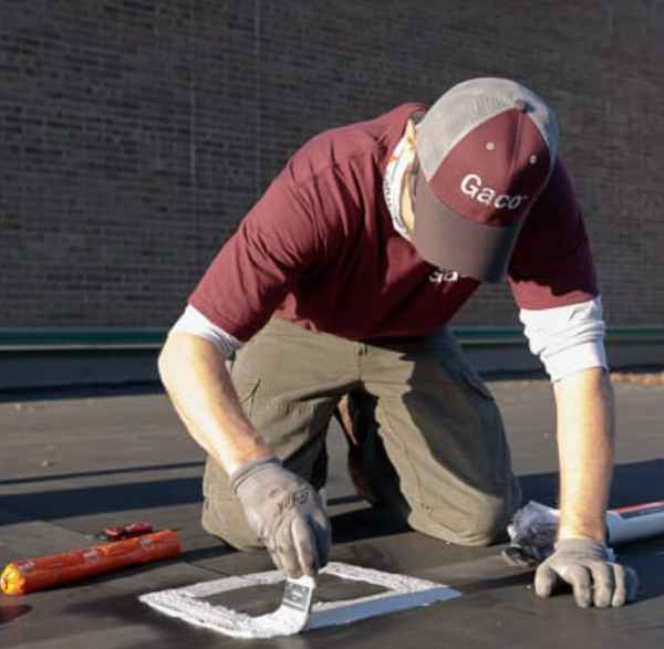GacoPatch Scellant de réparation de toit en silicone – Seau de 2 gallons (plusieurs couleurs)